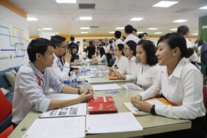 top 10 trường đào tạo ngành quản trị nhân lực Hà Nội